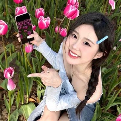 最喜欢的花海报